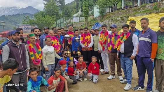 Youth Club Mashnu organized Late Bhupesh Bhalak Memorial Cricket Tournament