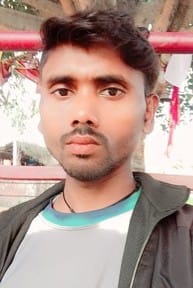 A young man eating chaat on a cart died after being hit by a car