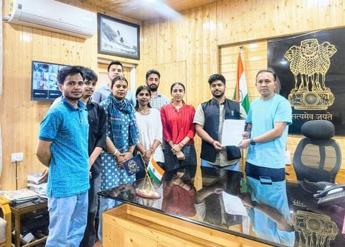ABVP submitted a memorandum to SDM
