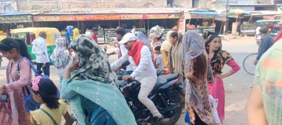 Heat shows its ferocity, temperature reaches 40 degrees