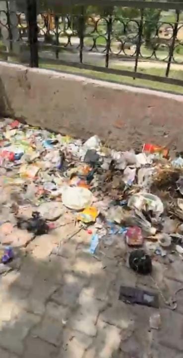 MLA Gokul Setia got angry over the poor sanitation system of the city, reprimanded CAI