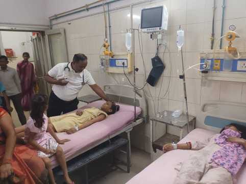 Nine members of the same family fell ill after eating Mawa