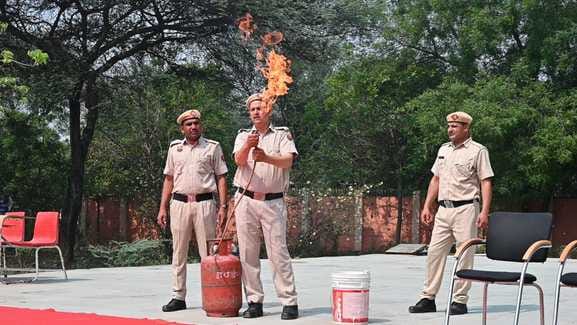 Emphasis on awareness in emergency situations
