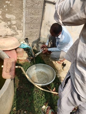 Valves installed on open taps in Daugda Ahir