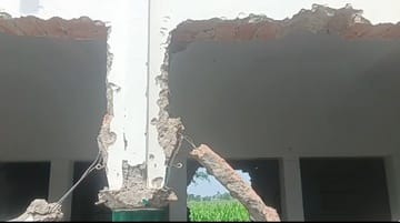After the notice, the operators themselves started demolishing the mosque