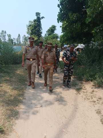 Police-SSB is checking every person on the border