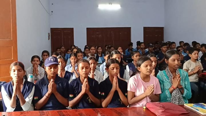 Mahatma Buddha was a great saint: Nikita