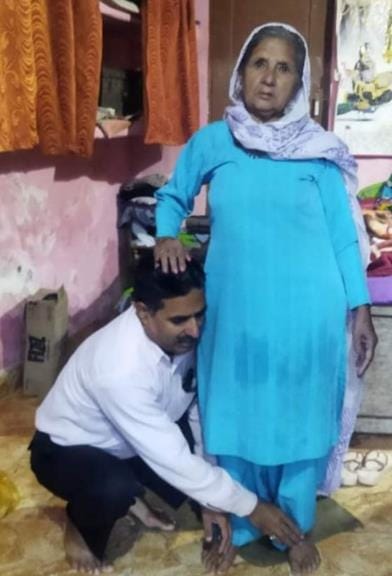 Mother's Day celebrated by uploading photos with mothers