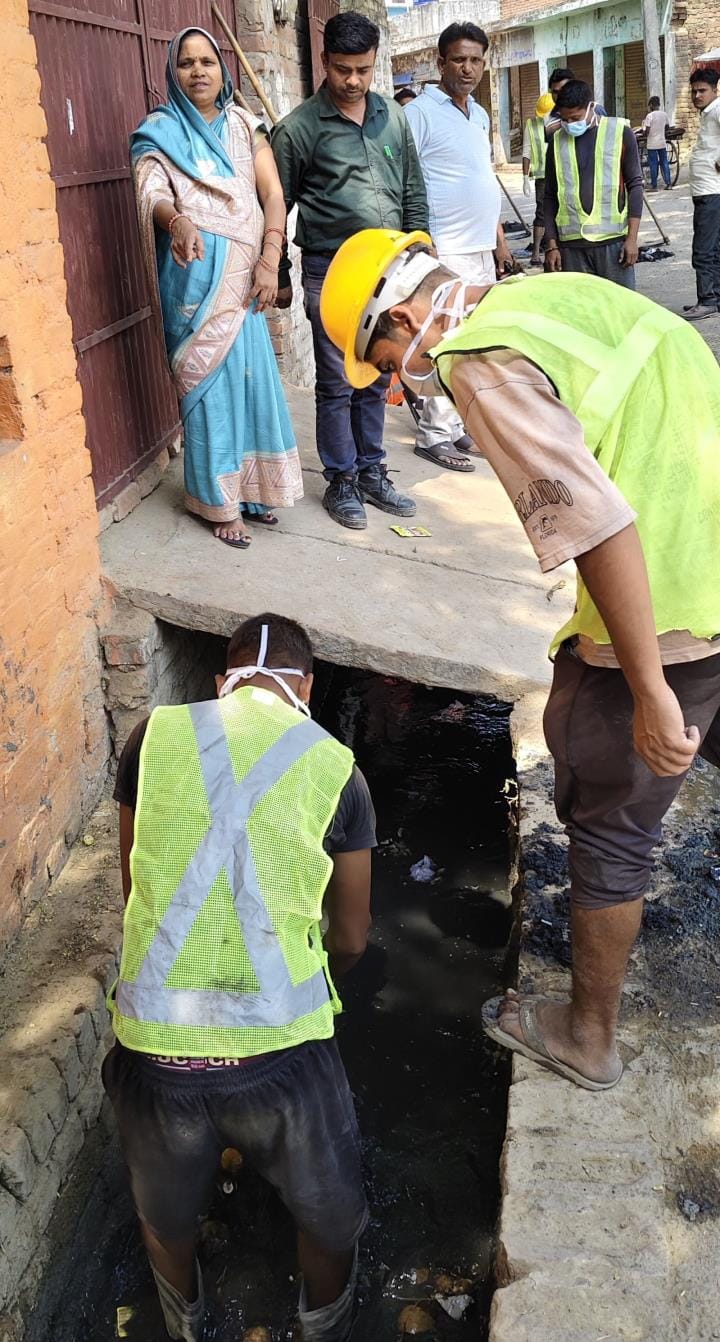 Chairman inspected the cleaning of drains and directed for cleaning the bottom