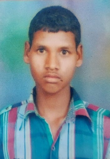 Finance worker took away e-rickshaw, young man committed suicide
