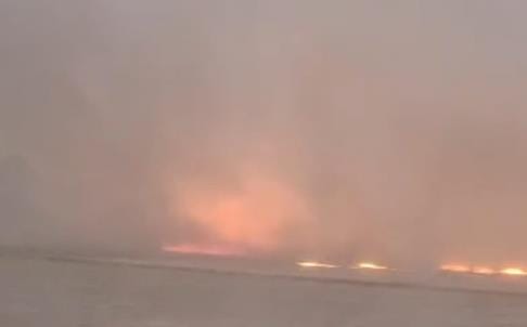 Due to strong storm, a huge fire broke out in the fields of Narnaund and Moth Rangdan