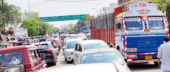 The MLA raised the issue of jam in Puwaiyan in front of the Principal Secretary