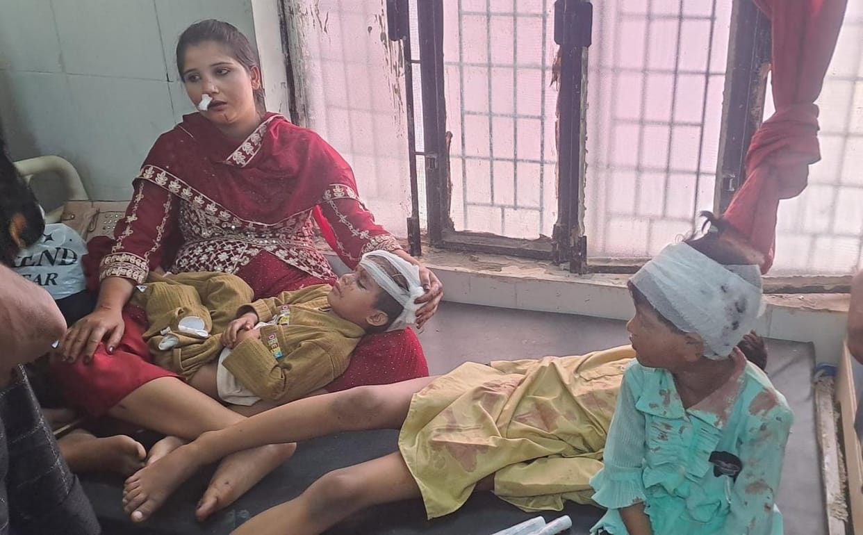 15 people injured in road accidents