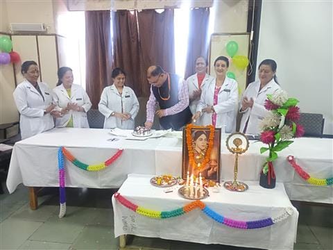 Nurses day was celebrated by cutting a cake in IGMC