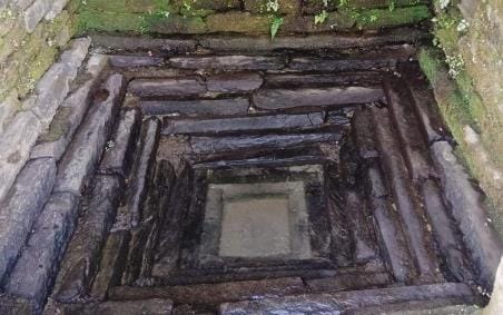 The drinking water line has been broken for four days, people are worried