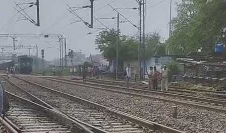Unknown Dead Body Found Near Rail Line Today Muzaffarpur-Samastipur Rail