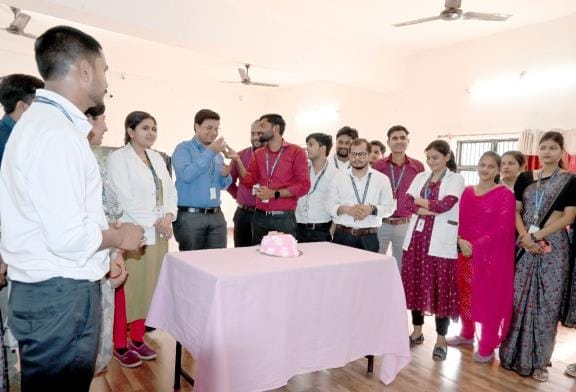 Yashi and Nidhi first in the competition on Nurses Day