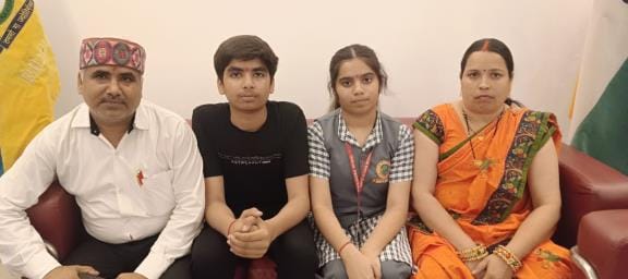 12th topper Divya wants to become an IAS officer