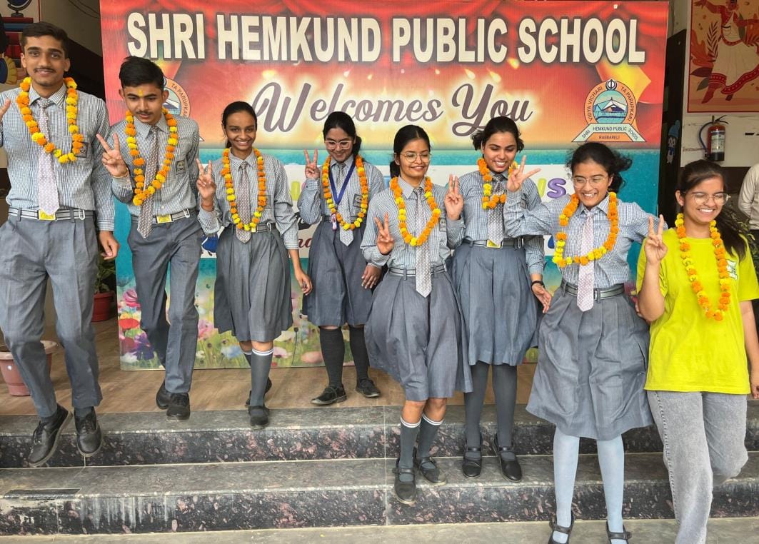 Private schools dominate, government schools are also not far behind