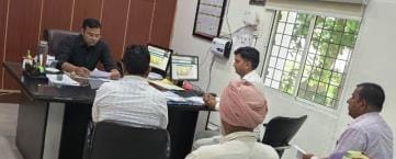 Heard the complaints of common people and gave instructions for their solution
