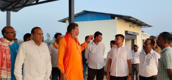 The minister in charge inaugurated the cowshed