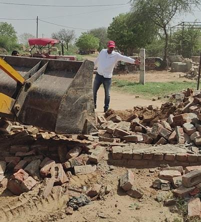 Administration removed 35 years old occupation in Biran