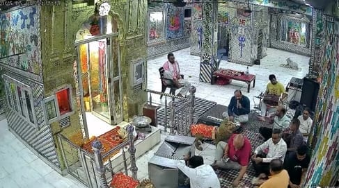 Ruckus over opening the donation box in Shri Durga Mandir, police had to be called