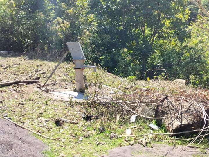 Demand to repair the hand pumps lying defunct in Amuala