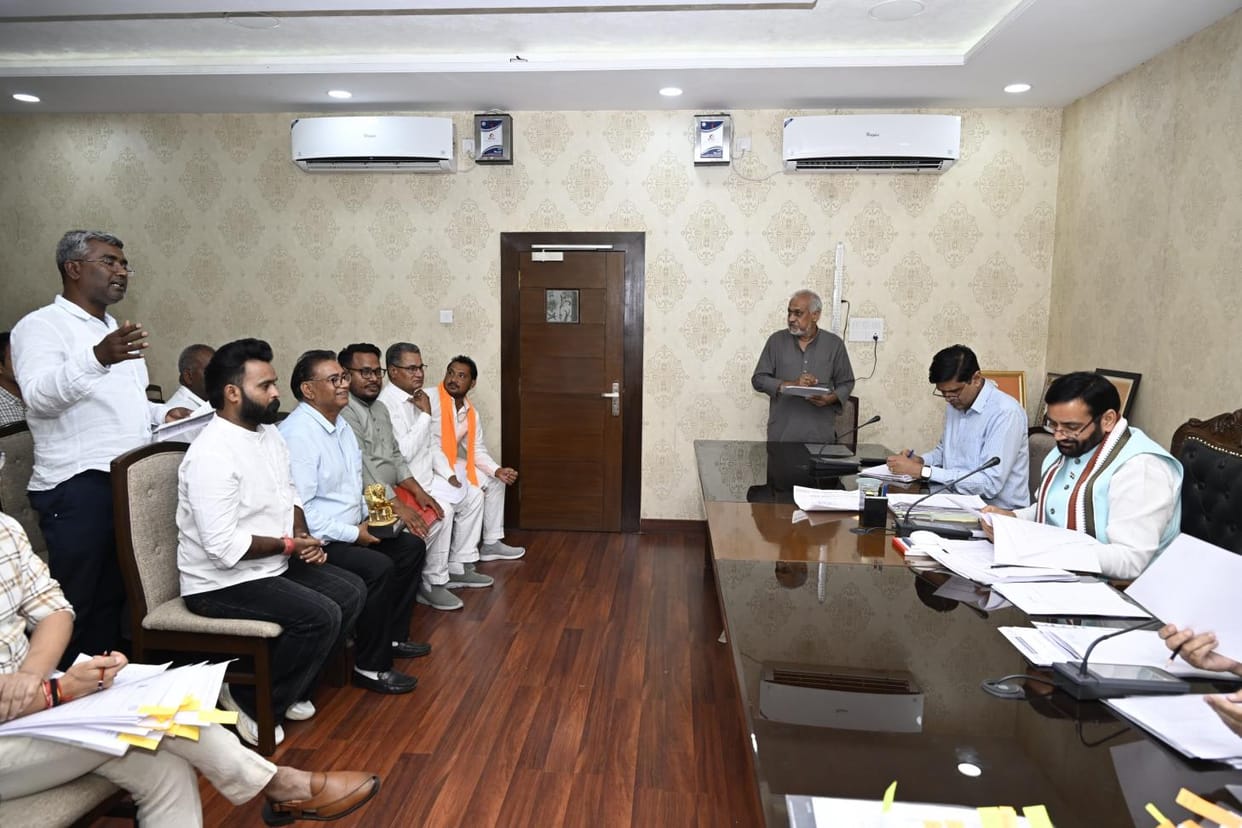After meeting the Chief Minister, the councilors put forward the major demands related to the public interest of Ellenabad