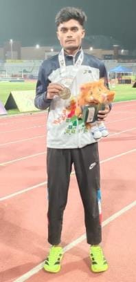 Bablu won gold and silver in Patna
