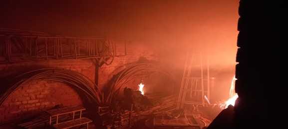 Fire breaks out in tent warehouse, loss worth lakhs