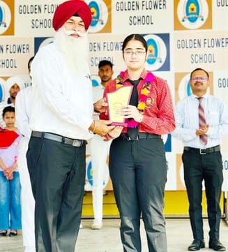 Shekhar and Abhishek stood first in Golden Flower