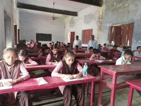 Students showed their talent in Shrimad Bhagwat Geeta competition