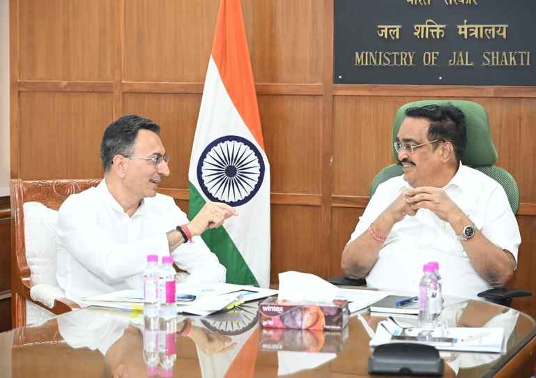 Implementation of Gomti's water conservation and beautification work will begin soon