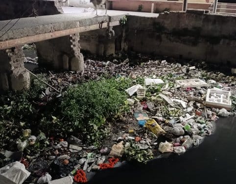 Dhamola river needs cleaning, government should take care to prevent floods again