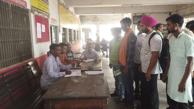 16 contract drivers of Roadways Depot were selected