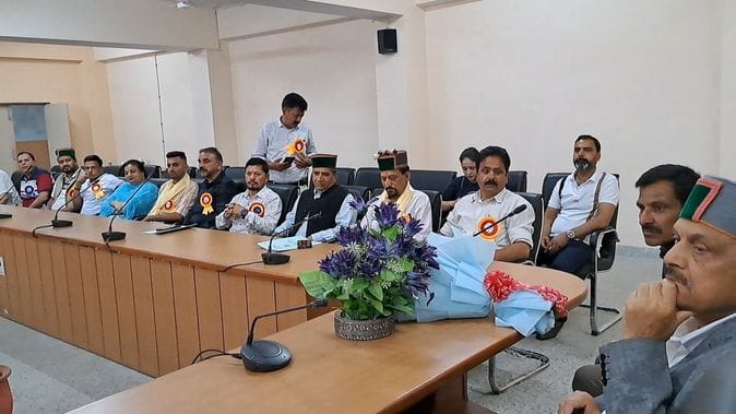 Indoor stadium should be built in Rampur College