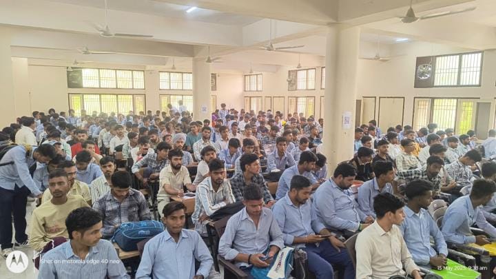 600 students participated in the job fair, 235 passed the exam