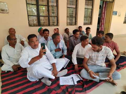 Dharna held against illegal occupation of Chak Road