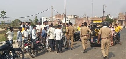 New bike collided with pole after divider, two friends died