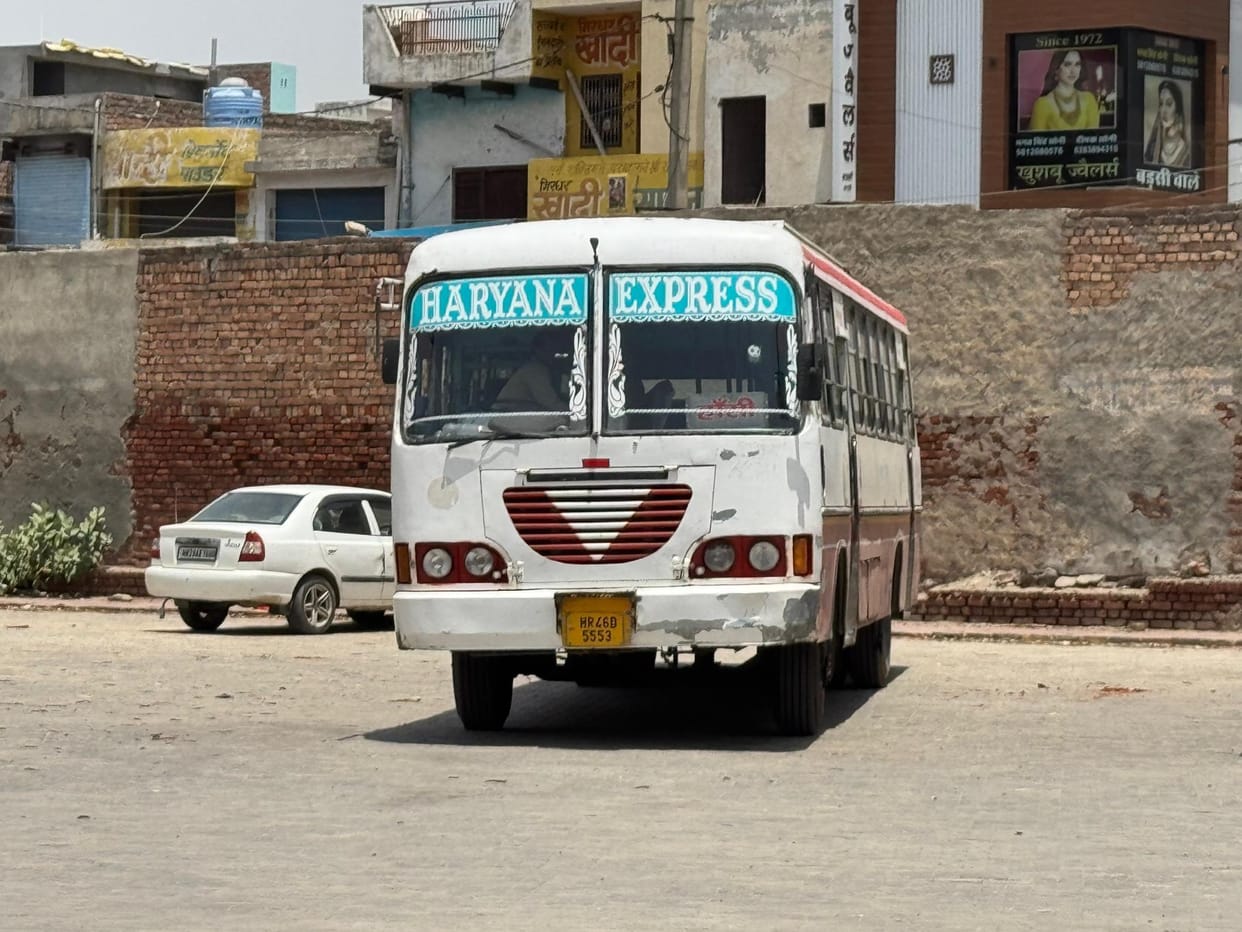 Passengers travelling from Delhi to Hisar in a private bus were disembarked at Hansi