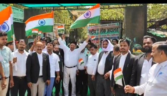 Advocates Council took out a tricolor march