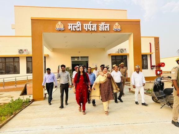 The commissioner saw the arrangements and gave necessary instructions