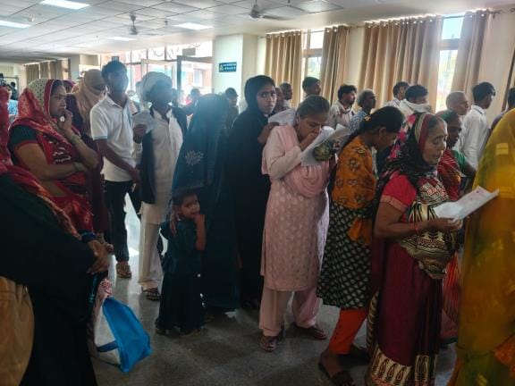 Treatment of 75 children, 45 suffering from diarrhea