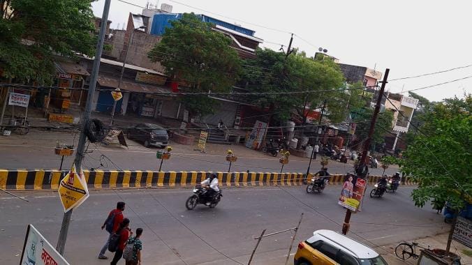 The mercury dropped by five degrees due to drizzle, providing relief from the heat