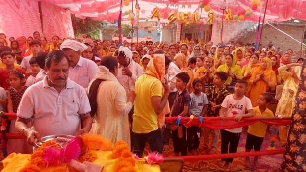 After holding the Giriraj mountain, Shri Krishna became known as Giridhari: Shastri Sumit