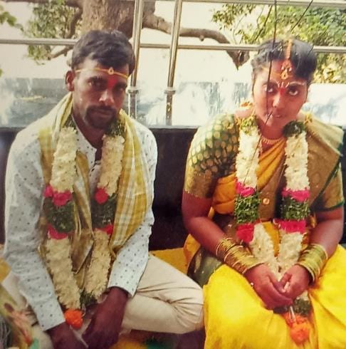 Vijay Laxmi's family reached Kushinagar, said - everything is over in four years