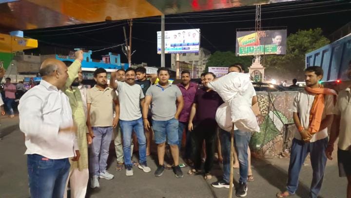 Brahmin Ekta Manch protested against Samajwadi Party