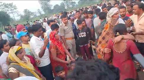 A farmer irrigating crops was killed by a tiger