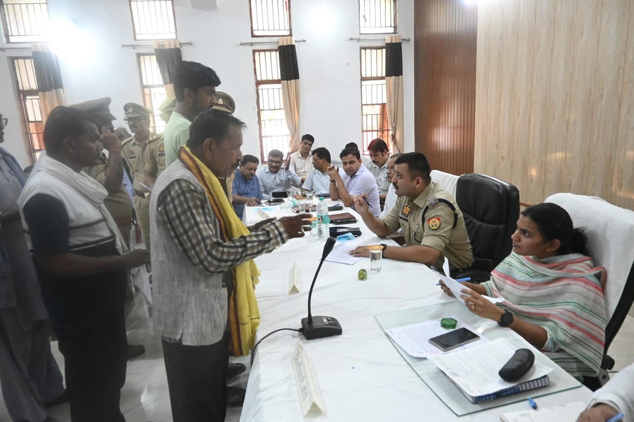 Complainants flocked in even in the scorching heat, but were disappointed